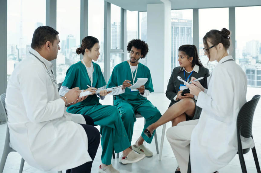 service-based scholarships for students supporting healthcare careers and public service training programs